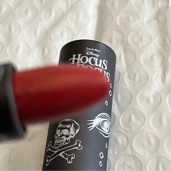 Colourpop x Hocus Pocus I Put a Spell on You Lipstick Set Duo Kit Winnie Winfred - Picture 5 of 14